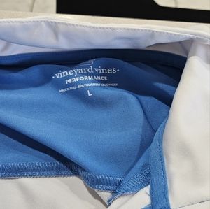 Vineyard vineyard sweatshirt. Like new. Ladies large